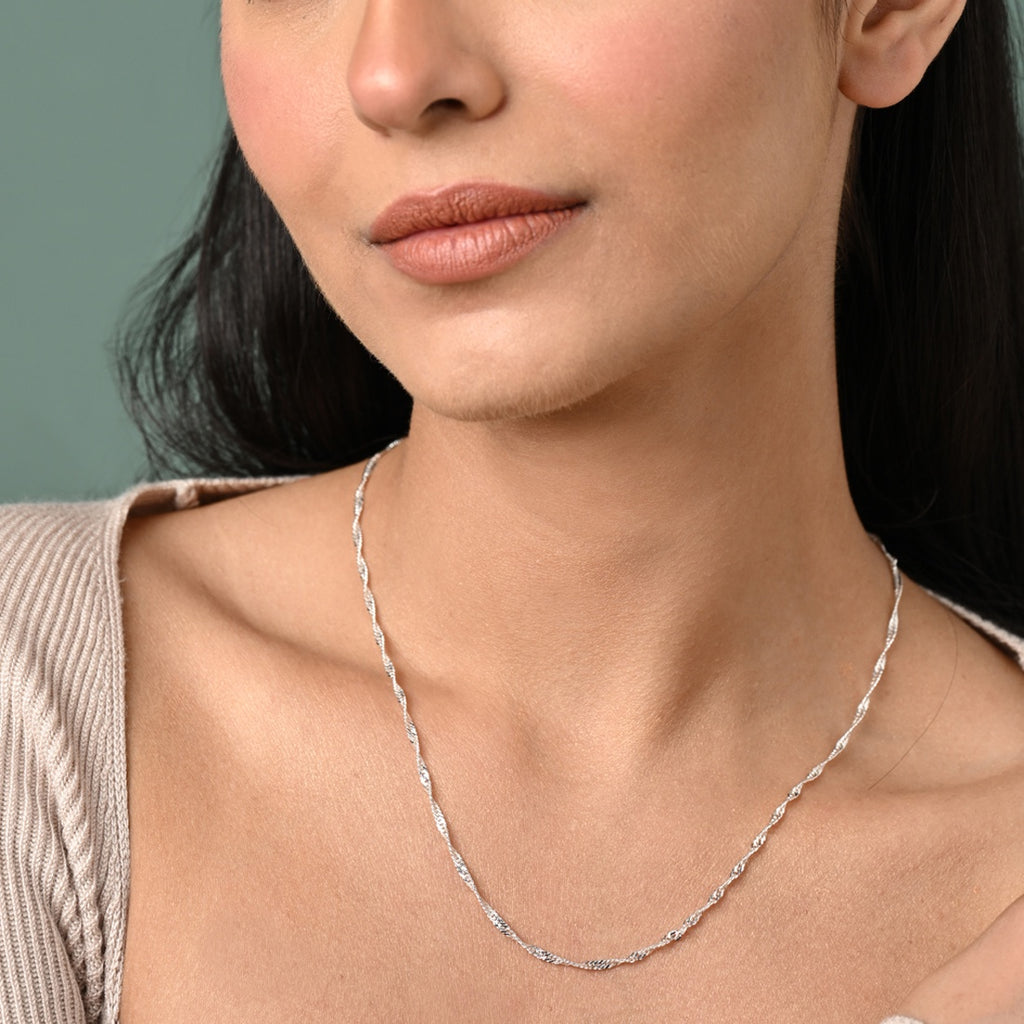 Silver Twisted Chain in 18 inches