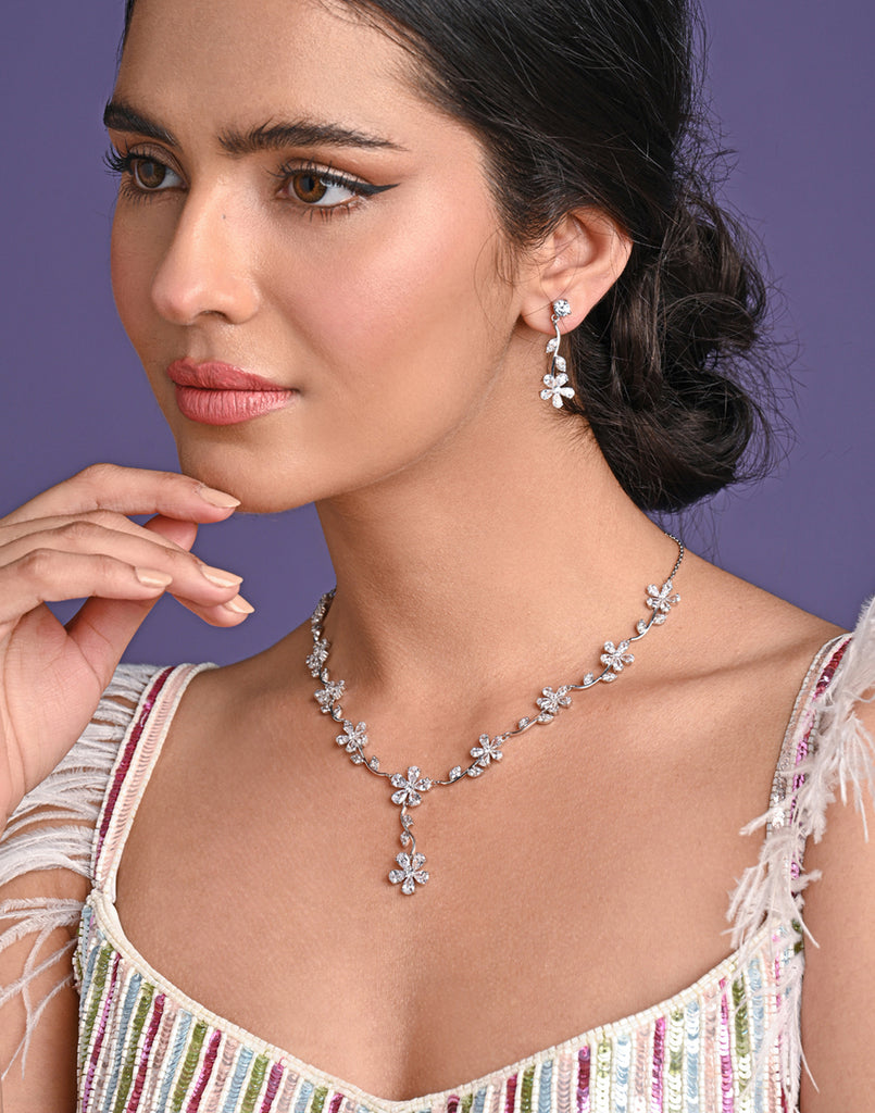 Clara 925 Sterling Silver Flower Necklace