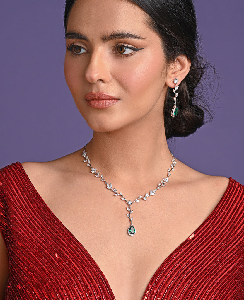 Clara 925 Sterling Silver Leafy Green Necklace