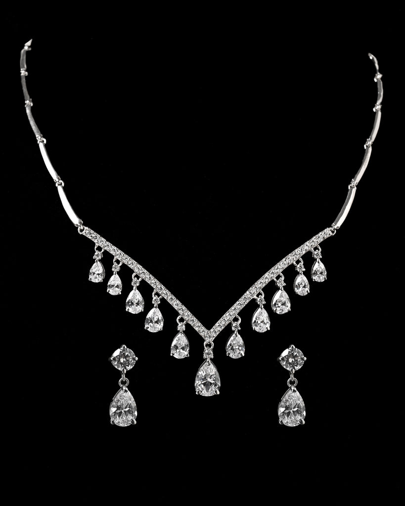 Clara 925 Sterling Silver Liba Necklace