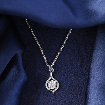 Silver Etta Solitaire Pendant Chain 