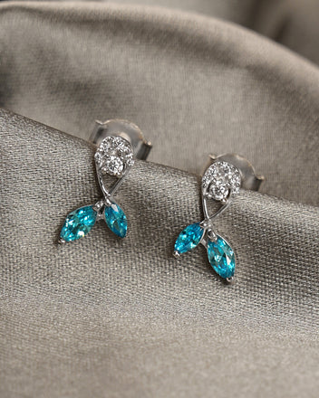 Silver Fina Stud Earrings