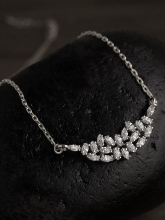 Silver Daisy Pendant Chain Necklace