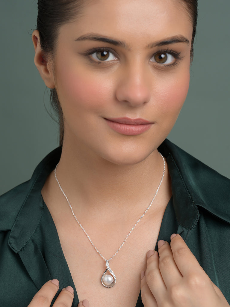 Silver Pearl Pendant