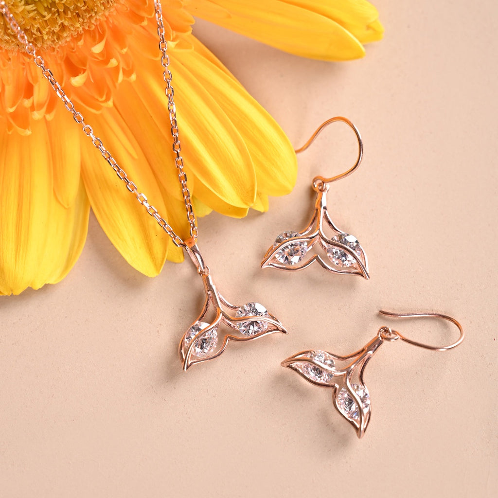 Silver Whale Tail Jewellery Set