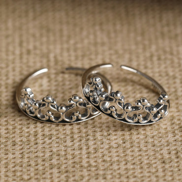 CLARA 925 Sterling Silver Crown Toe Rings Pair 