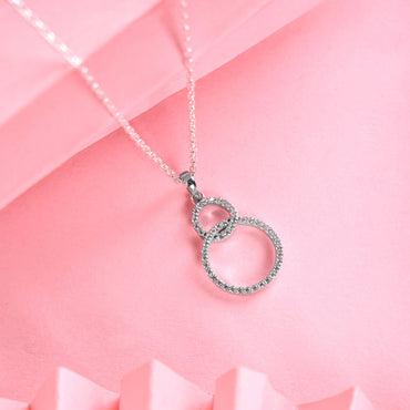 Silver Interlocked Ring Pendant Chain  