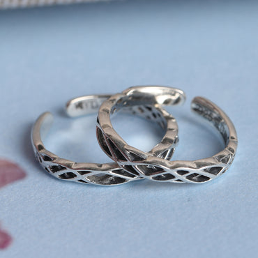 CLARA 925 Sterling Silver Knotted Toe Rings Pair 