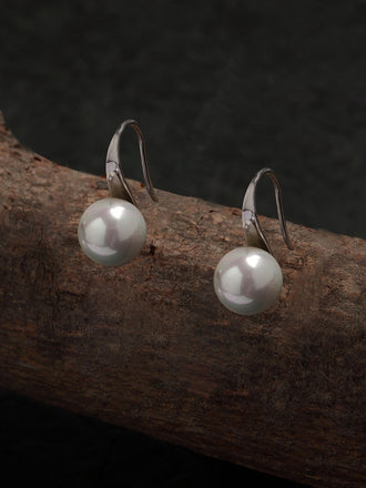 Silver Classic Pearl Earrings