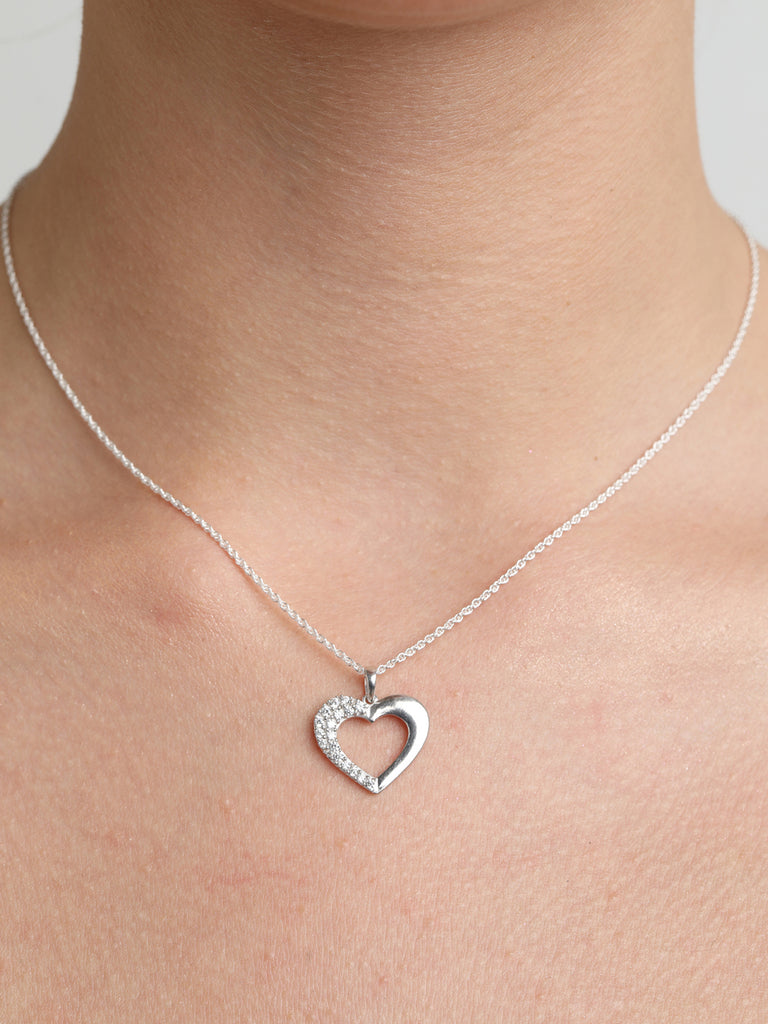 CLARA 925 Sterling Silver Brisa Heart Pendant Chain Necklace 