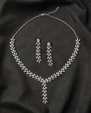 Silver Aiza Necklace Jewellery Set