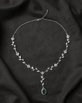 Silver Leafy Green Necklace