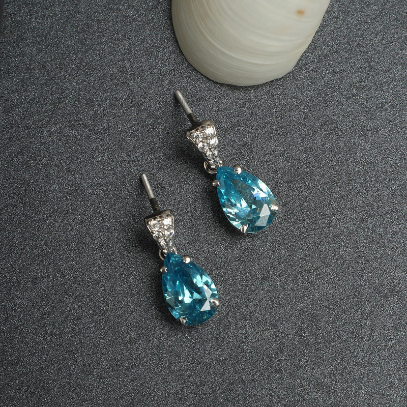 Silver And Alloy Blue Victorian Style Daily Wear Girlish Small Stone  Earrings