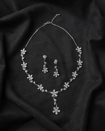 Silver Flower Necklace Jewellery Set