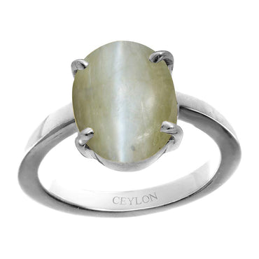Ceylon Gems Chrysoberyl cat's eye Lehsunia 3.9cts or 4.25ratti stone Prongs Silver Ring