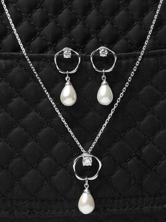 Silver Pearl Sara Jewellery Set