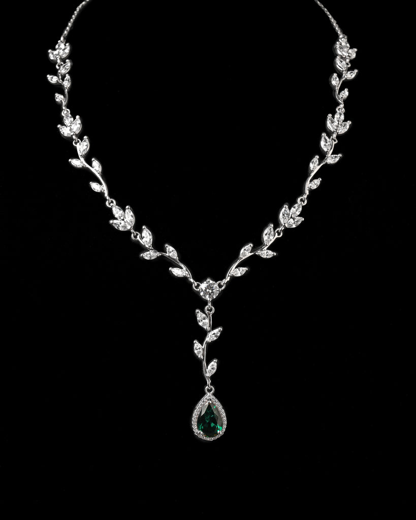 Clara 925 Sterling Silver Leafy Green Necklace